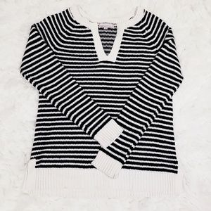 GAP striped black and white sweater